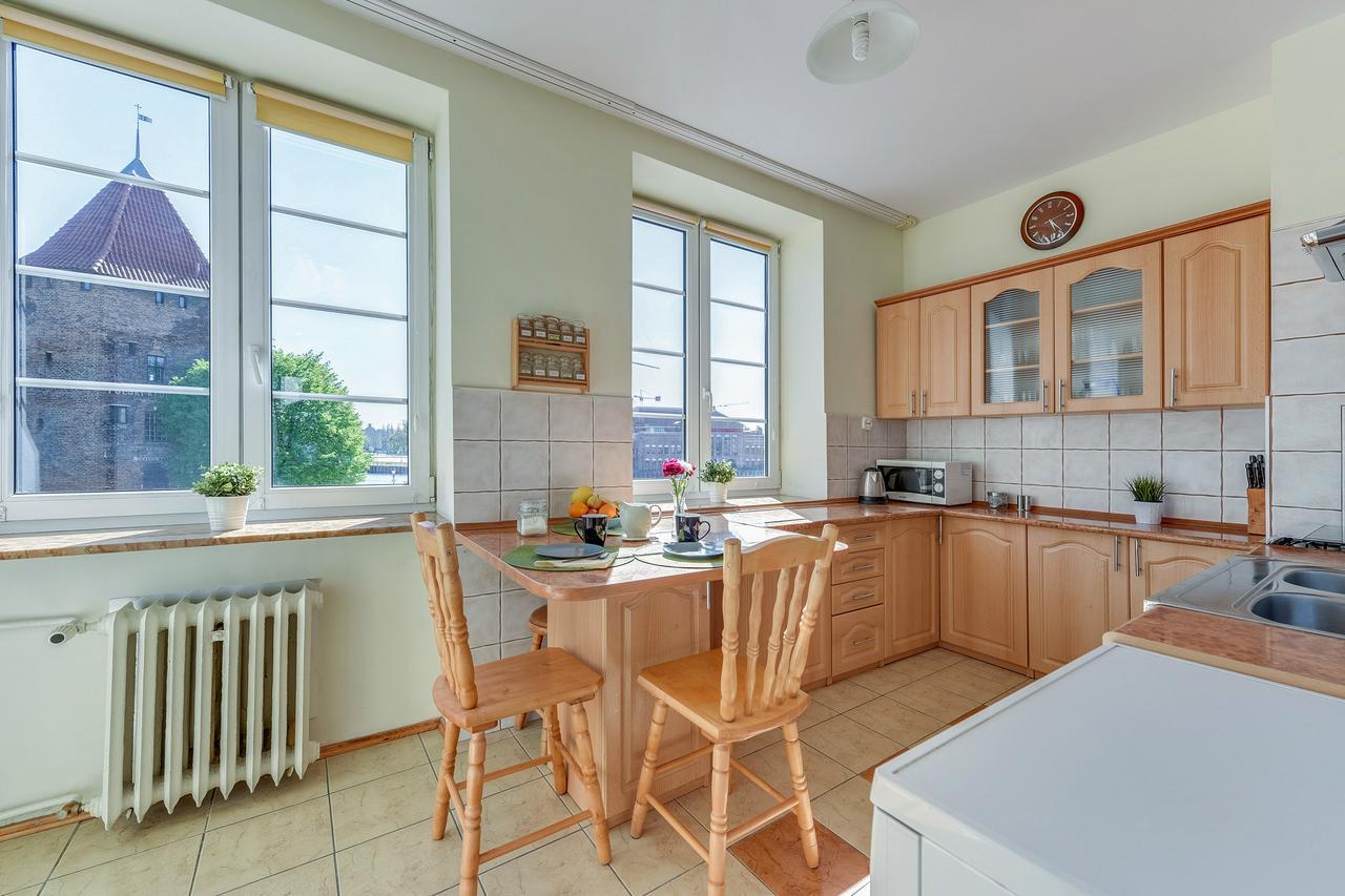 By The River - Old Town By Renters Apartment *
